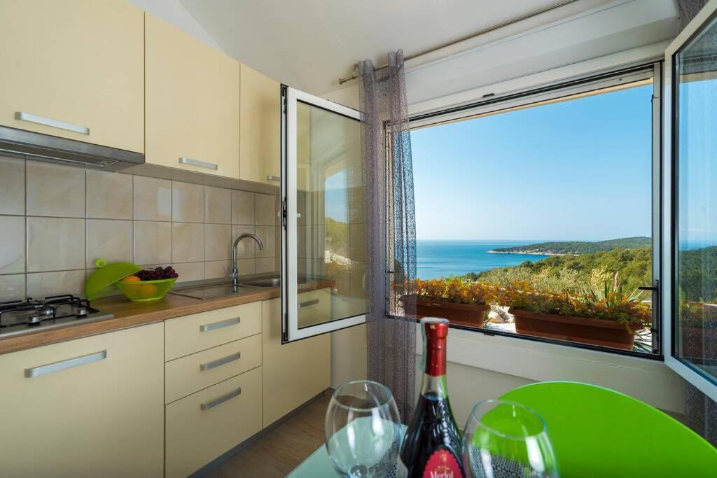 Isolated Paradise Adio Mare Brac Milna (Brac)