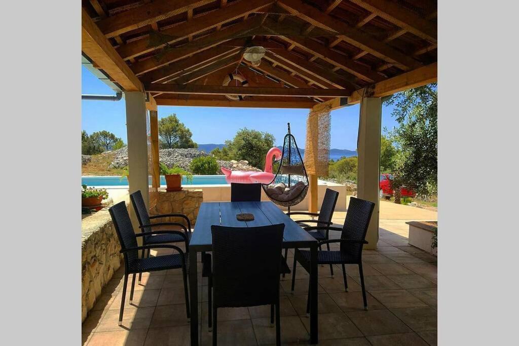 Isolated Paradise Adio Mare Brac Ferienhaus